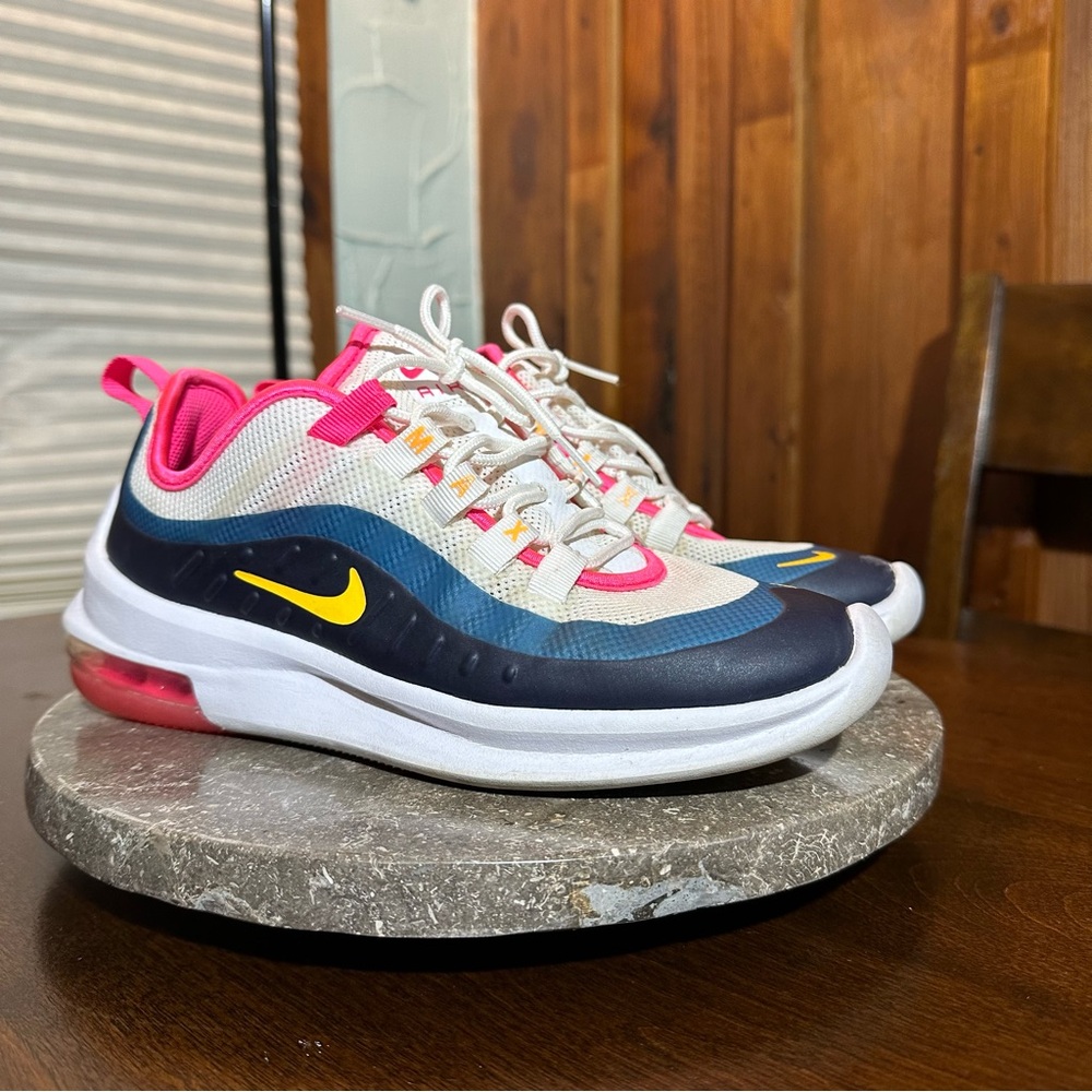 Size 6.5 - Nike Air Max Axis White Navy Pink and White